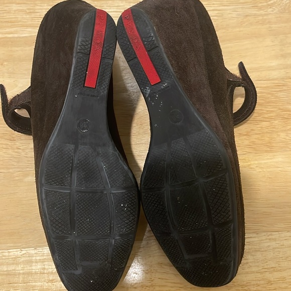 Prada brown suede wedge Mary Janes size 38. Original box. - Picture 11 of 12